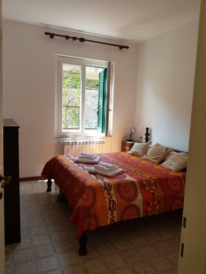 Terrace & Parking - Holiday Home Near Fegina Beach مونتيروسّو ال ماري المظهر الخارجي الصورة